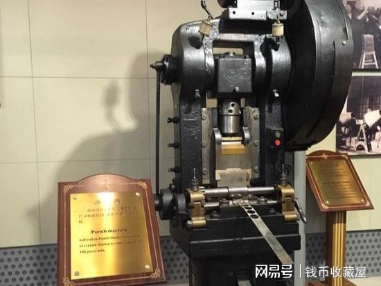 從三明造幣廠轉(zhuǎn)型看工藝品行業(yè) 高仿銀元與紙?jiān)獙毐澈蟮氖袌?chǎng)邏輯